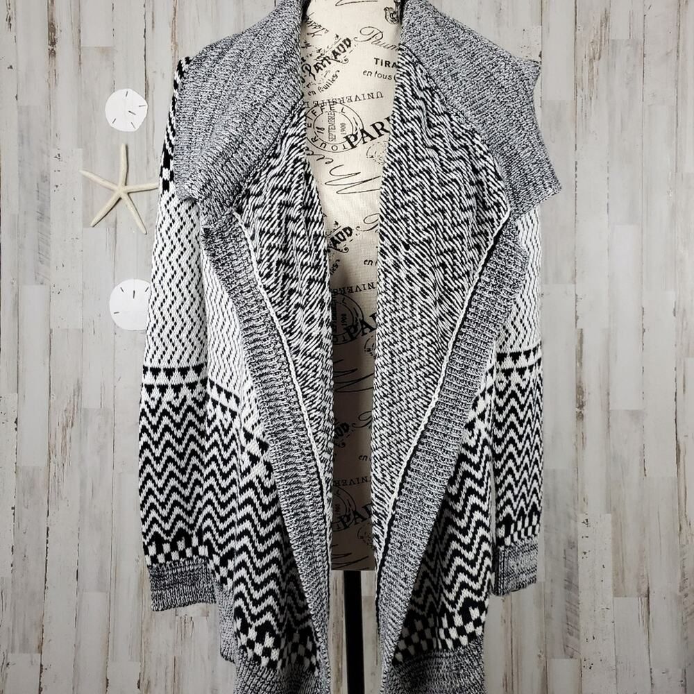 Gianni Bini Cardigan Sweater Black White Size XS